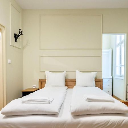Apartpro Apartments, Велико-Тирново Екстер'єр фото