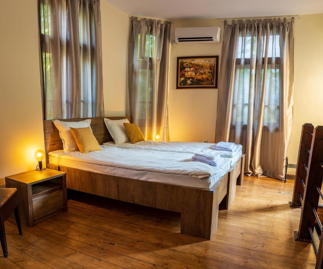 Apartpro Apartments, Велико-Тирново Екстер'єр фото
