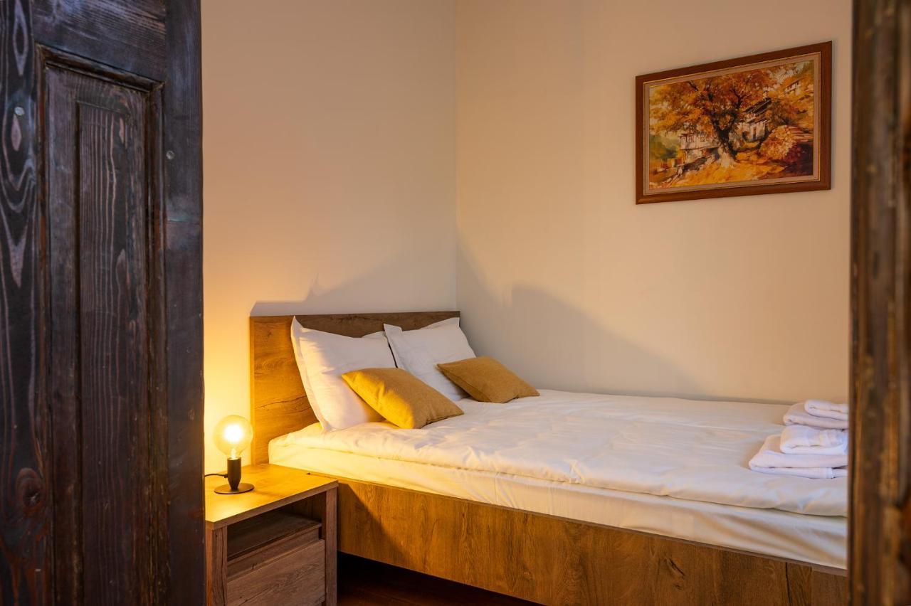 Apartpro Apartments, Велико-Тирново Екстер'єр фото