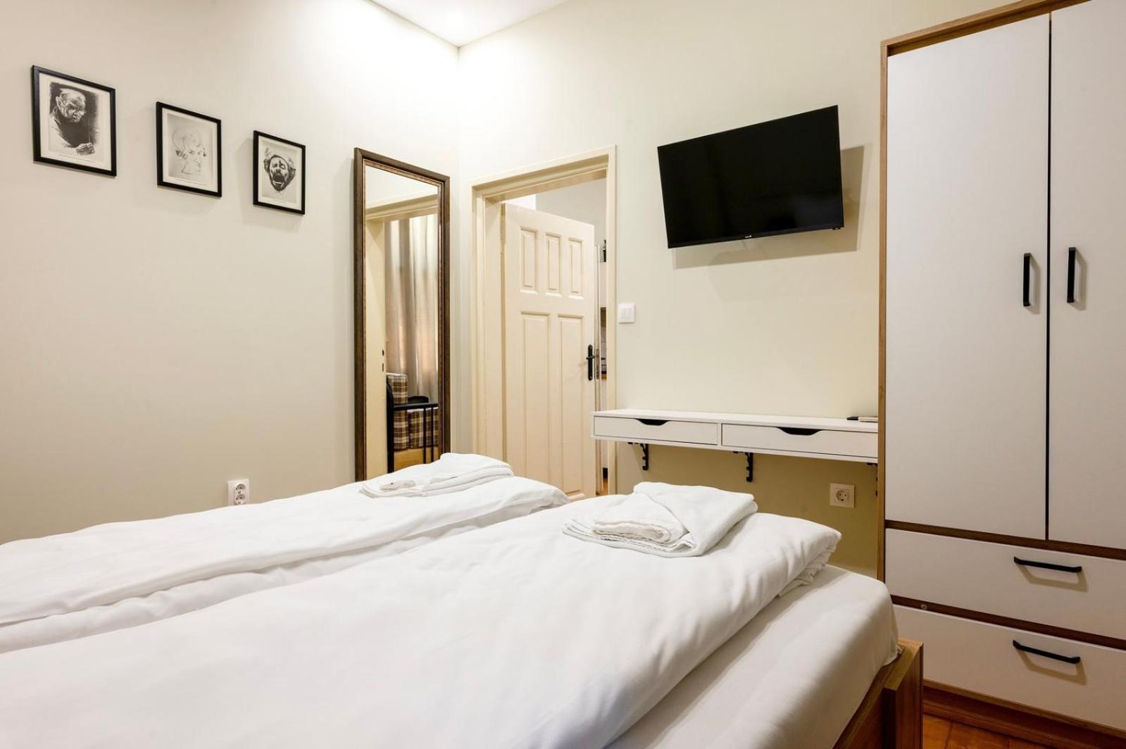 Apartpro Apartments, Велико-Тирново Екстер'єр фото
